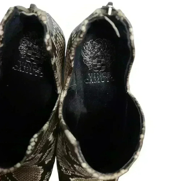 Vince Camuto NWOT Bibestie Snake Print Leather Booties Size 8.5 M/39 - Picture 15 of 15
